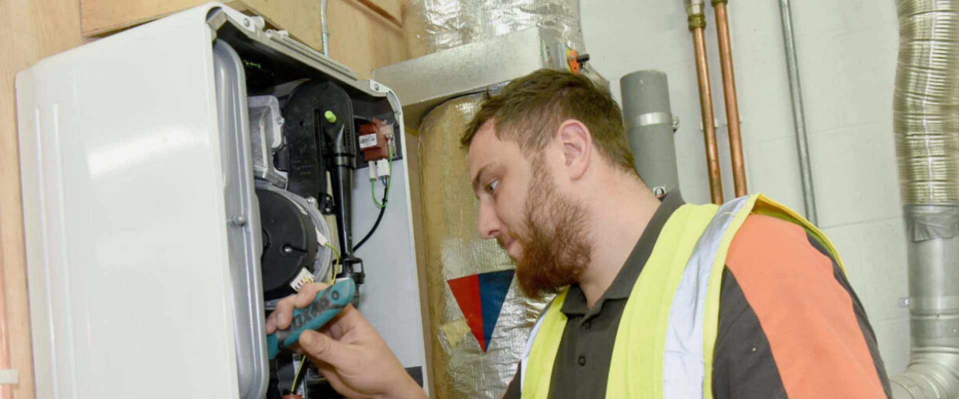 Choosing the Right Electrician for Your Dublin Business: A Commercial Guide